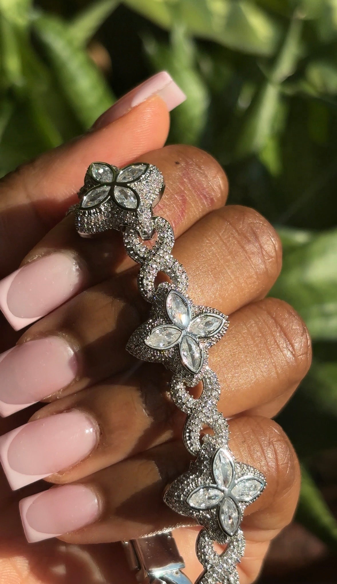 Iced Clover Link bracelet